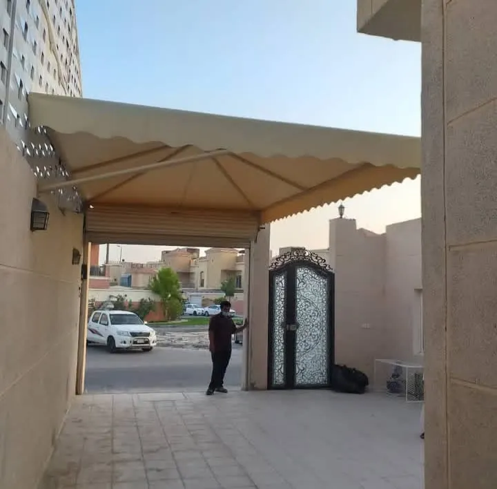 صورة توضح فئة مظلات قماشية 