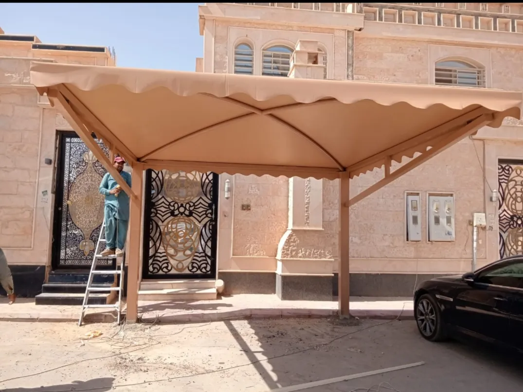 تركيب مظلات بتصميمها العصري والأنيق في الرياض