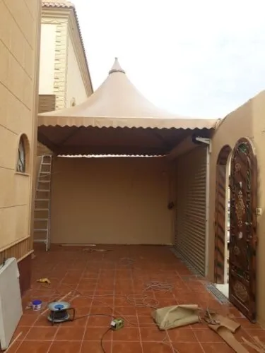 افضل تركيب مظلات هرمية في شمال الرياض وجميع مناطق المملكة