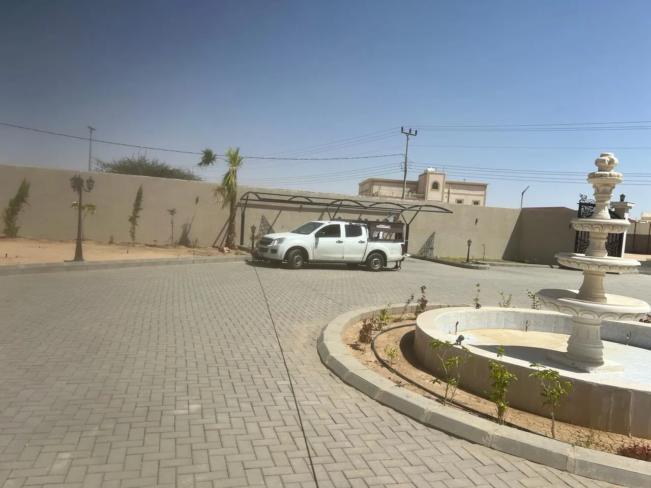 مظلات سيارات معلقة عصريه بالرياض وشمالها وجميع مناطق المملكة
