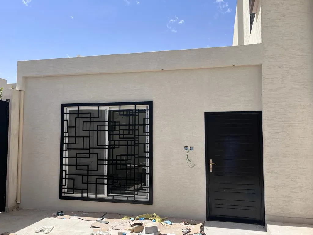 افضل مقاول تركيب سندوتش بانل لأسطح المنازل شمال الرياض