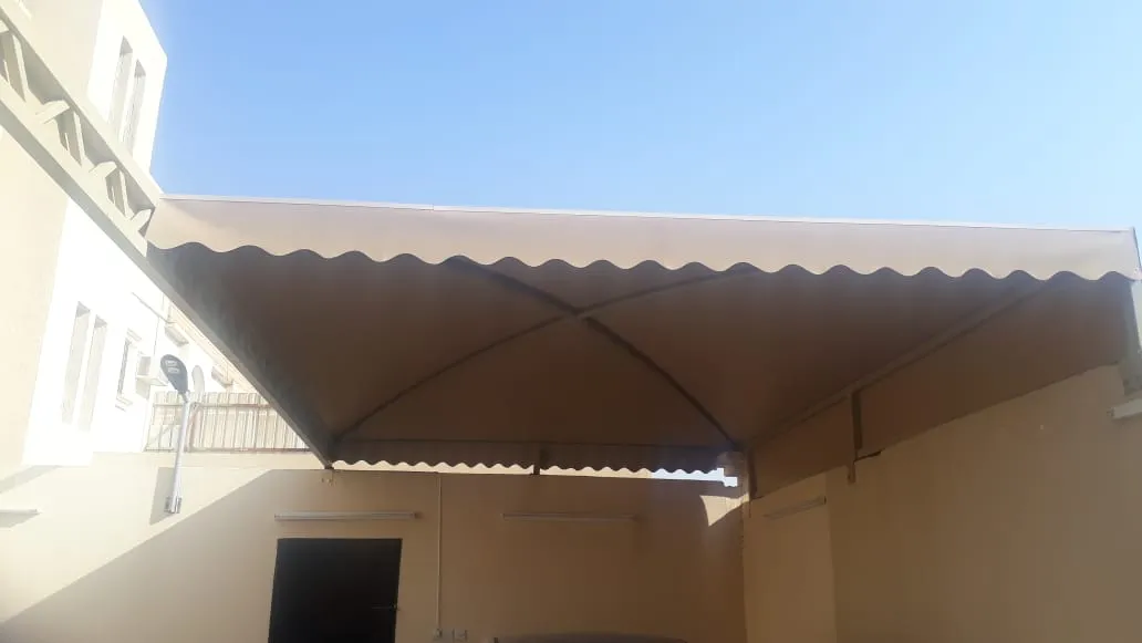 تركيب مظلات معلقه فاخرة في شمال الرياض وجميع مناطق المملكة