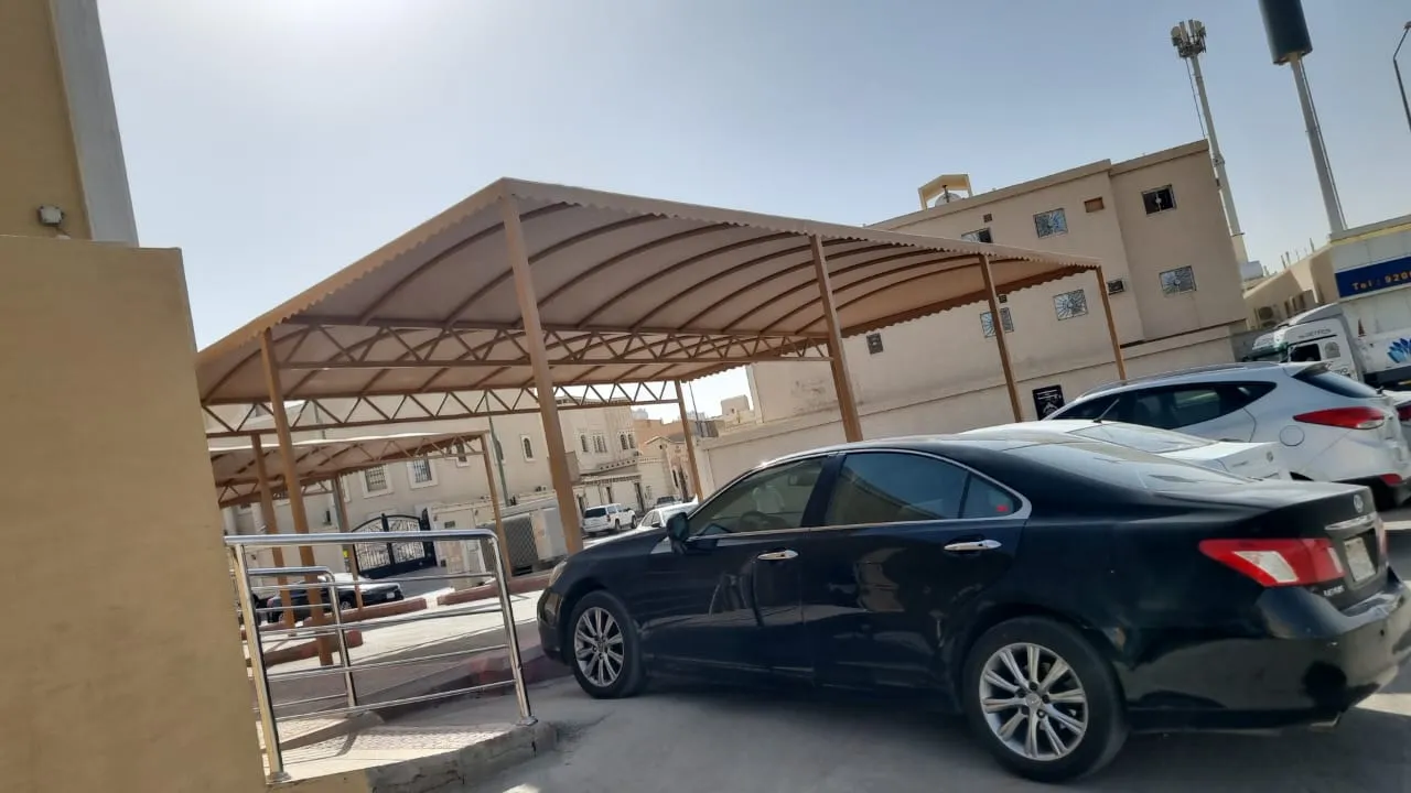تركيب مظلات مشاريع مواقف سيارات شمال الرياض 