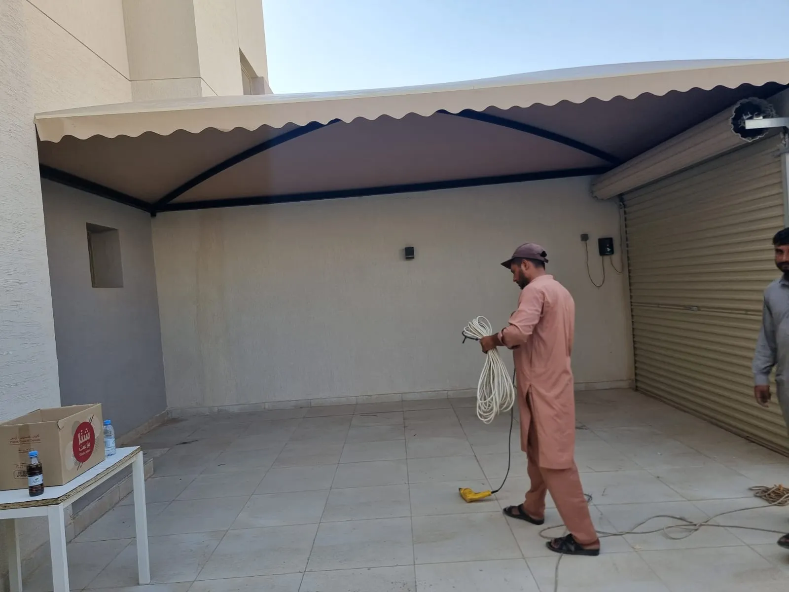 تصميم وتركيب مظلات وسواتر الرياض
