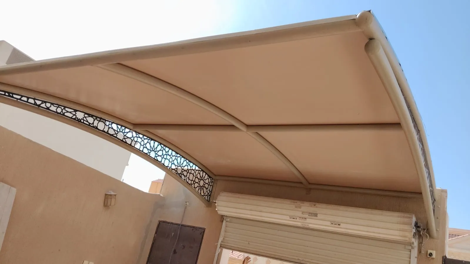 تصميم وتركيب مظلات وسواتر الرياض