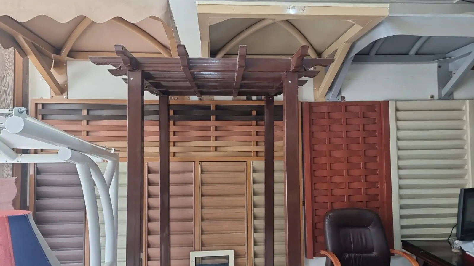 تصميم وتركيب مظلات وسواتر الرياض