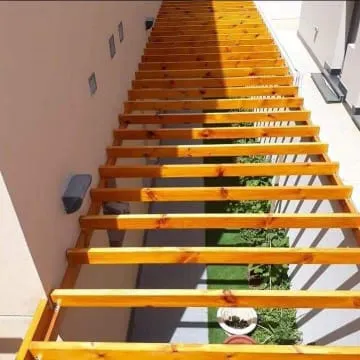 مظلات حديدية وخشبيه حي العينه بالرياض 
