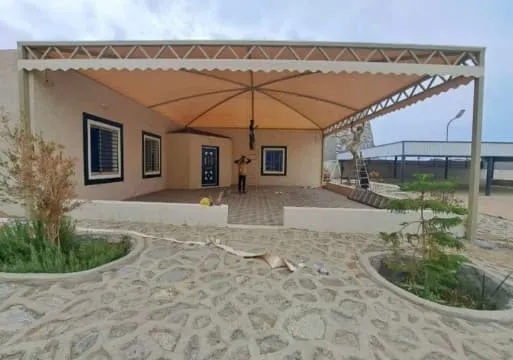 مظلات وسواتر حي النخيل بشمال الرياض 