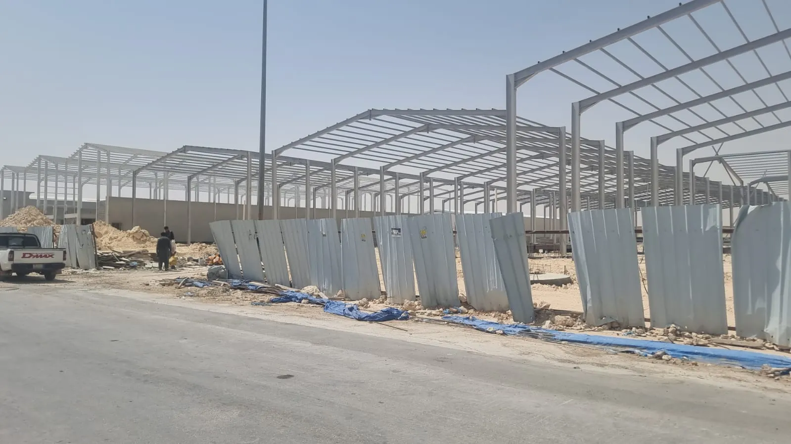 مقاول تركيب هناجر في حي القصر بالرياض 