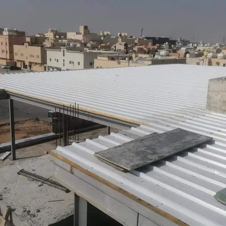 مقاول ملاحق ساندويتش بانل في حي الخرج