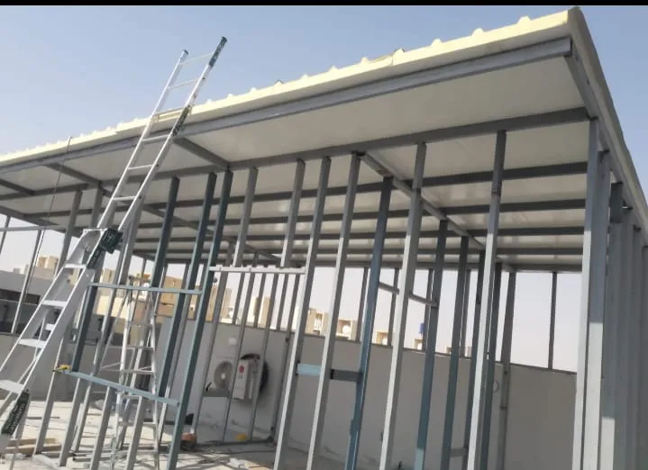مقاول ملاحق ساندويتش بانل في حي الخرج