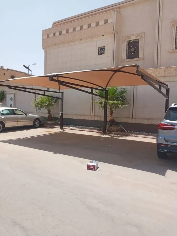 افضل مظلات سيارات مقص ومداخل منازل شمال الرياض