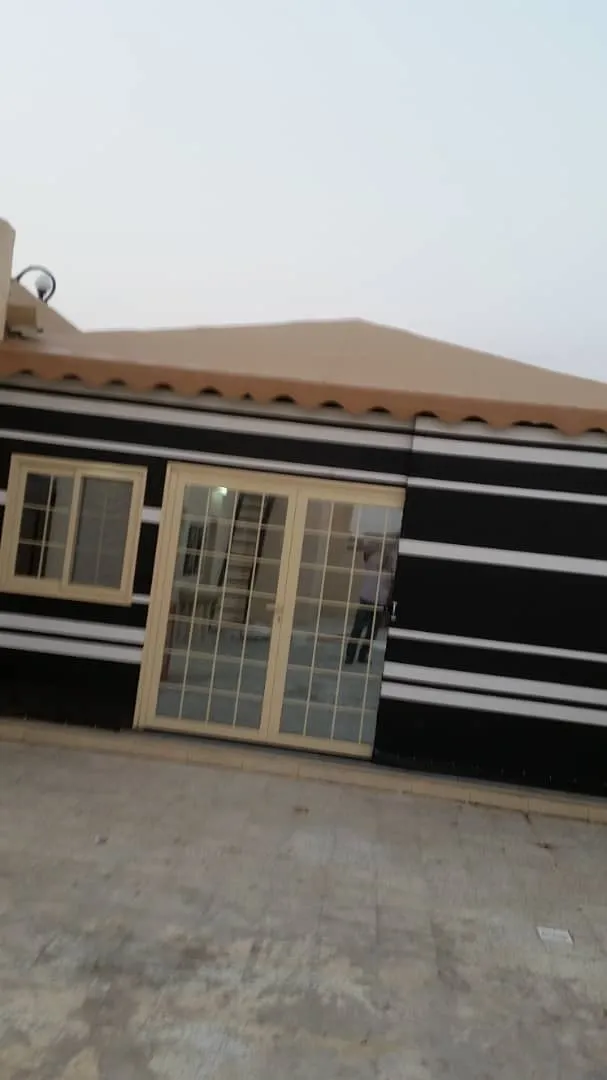 تجديد وصيانة وتركيب بيوت الشعرحي الخرج بالرياض 