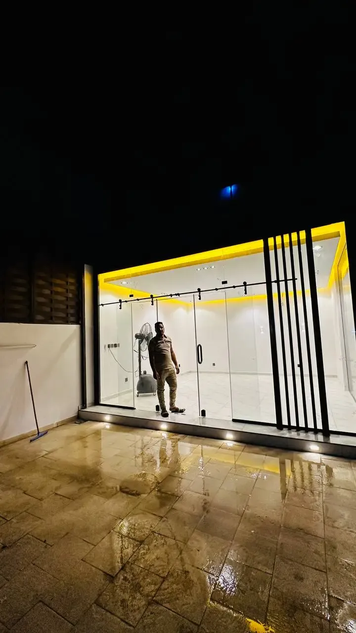افضل تركيب مجلس خارجي فخمة زجاج في حي السويدي 