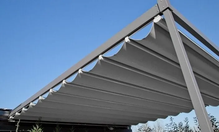 مظلات متحركة ولكسان يعتمد بشكل أساسي بشمال الرياض