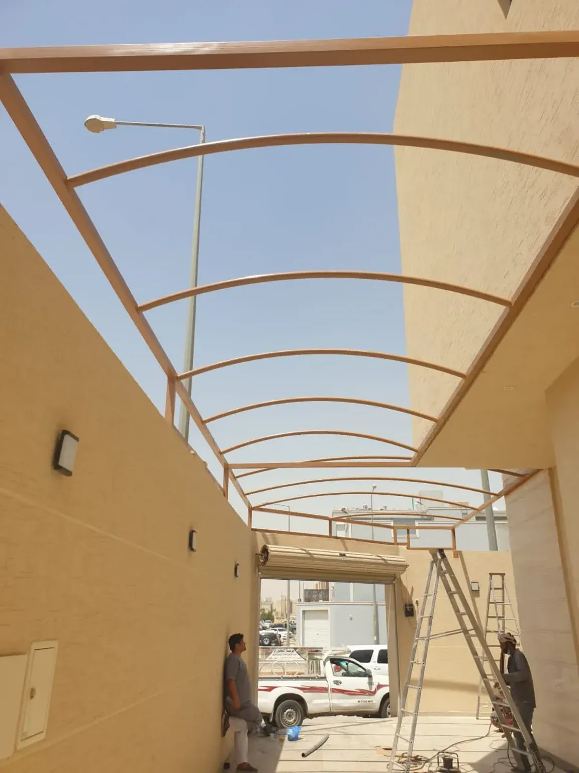 مظلات متحركة ولكسان يعتمد بشكل أساسي بشمال الرياض